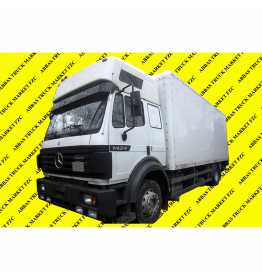 Mercedes 1424 1995 N417 4x2 Used Truck Closed Box with Doors Truck